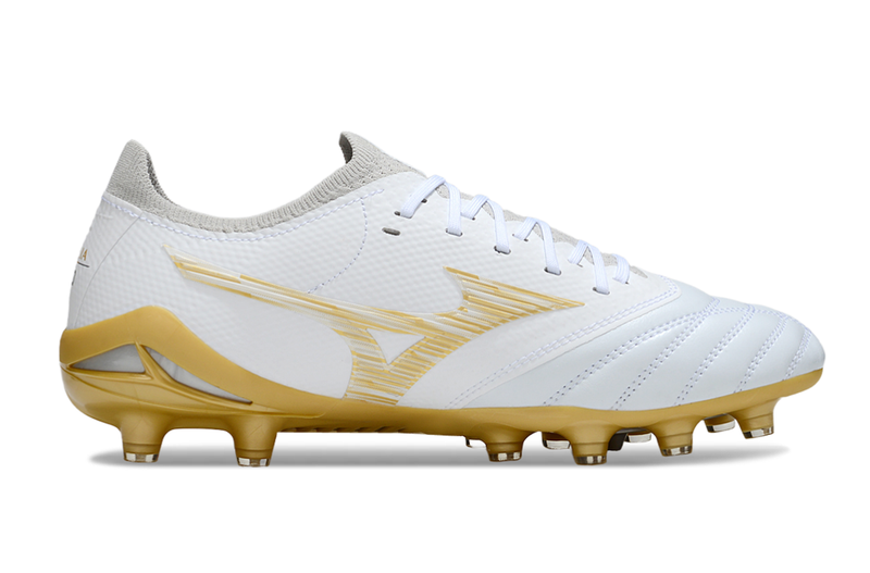 Mizuno Morelia Neo